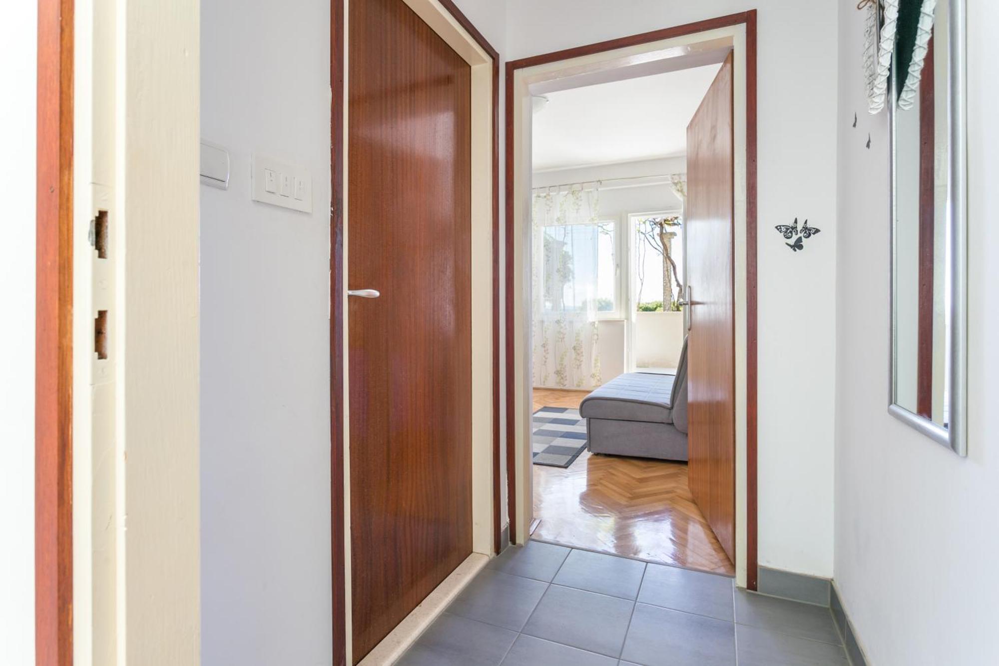 Apartment By The Sea Kastel Stafilic, - 21145