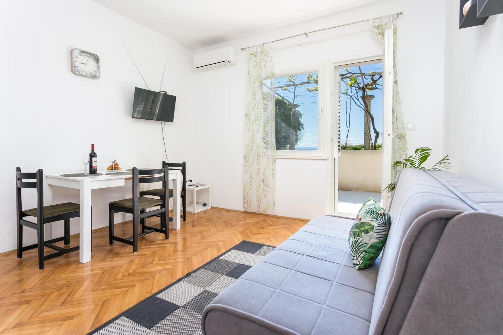 Apartment By The Sea Kastel Stafilic, - 21145 Kastela